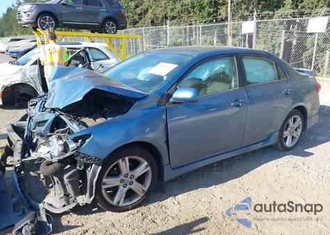 2013 Toyota Corolla S z USA, uszkodzony, nr VIN 5YFBU4EE3DP132612